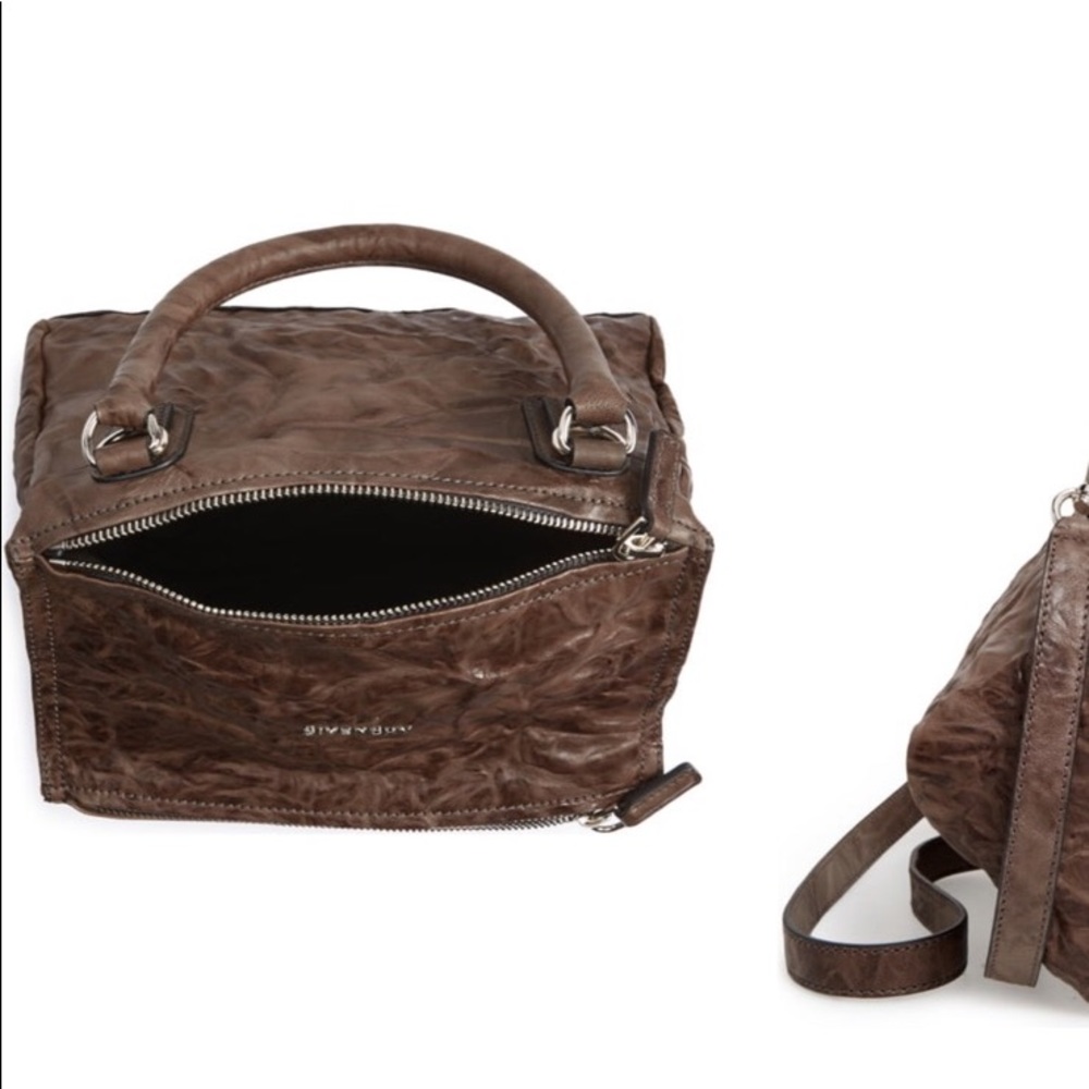 👜👜 GIVENCHY Cross body 100% authentic